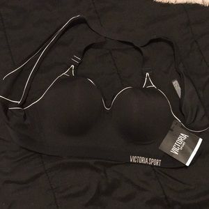VS Incredible sports bra